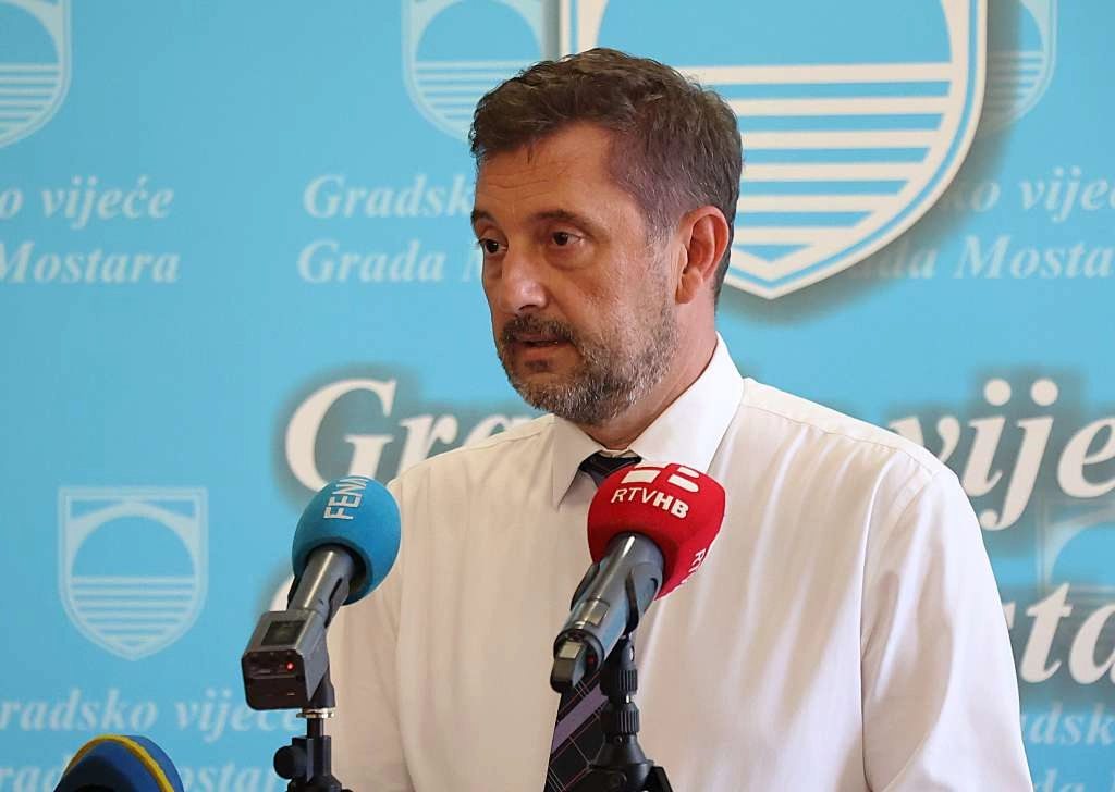 Kordić: Deponija Uborak blokirana, otpad najvjerojatnije privremeno ide u Zenicu